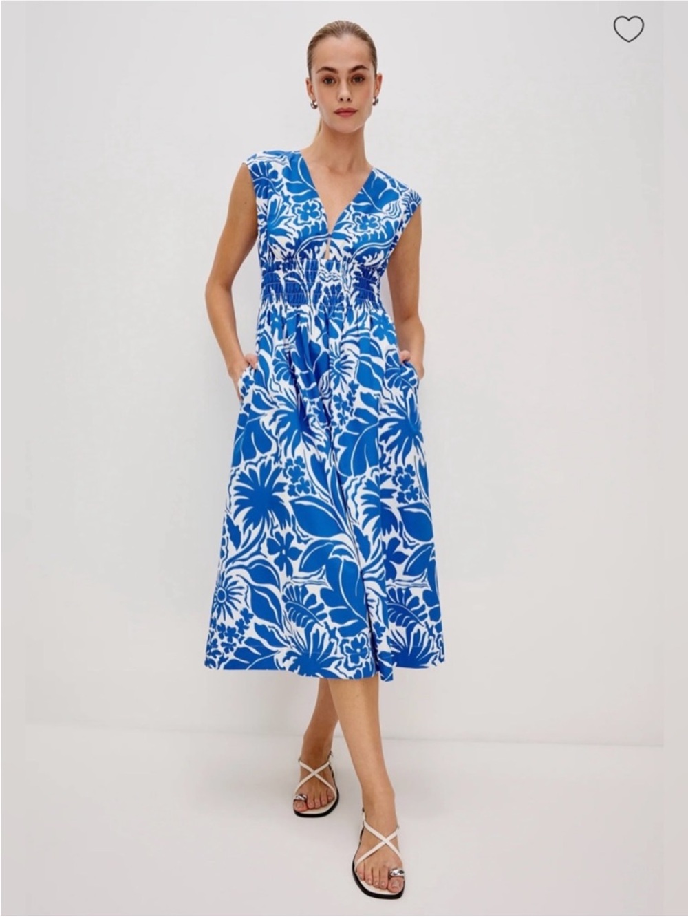 Rails Roxanne Blue Riviera Blue and White Floral V-Neck Midi Dress, XSmall